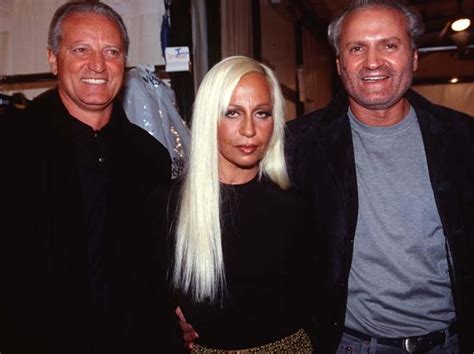 la mamma di gianni versace|Gianni Versace: 20 anni fa la tragica fine del grande stilista .